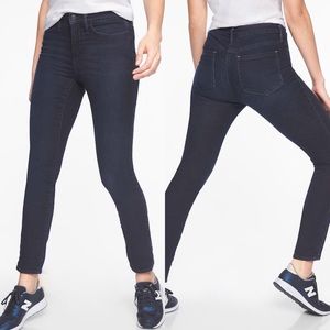 Athleta Skulptek Skinny Jean